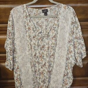 Buckle Floral Blouse with Lace Accents